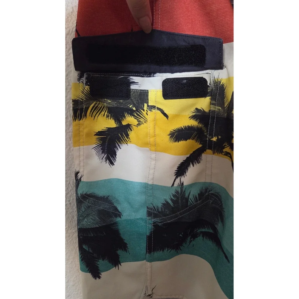Rip Curl Palm Print Board Shorts 31 Striped Surf Swim‎ Trunks Beach Vacation